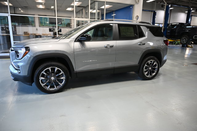 New 2027 GMC Terrain Elevation w/ Elevation Premium Package FWD image 7