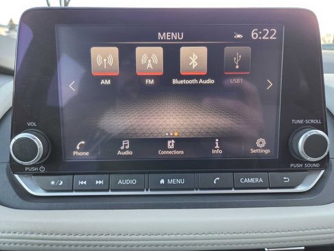 Used 2023 Nissan Rogue SV image 13