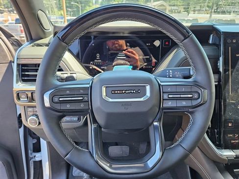 New 2026 GMC Yukon XL Denali Ultimate AWD/4WD image 35
