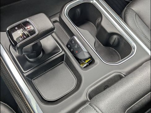 Used 2022 Chevrolet Silverado 1500 LT w/ All Star Edition Plus AWD/4WD image 35