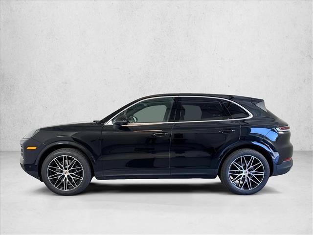 Certified 2025 Porsche Cayenne w/ Premium Package AWD/4WD image 2