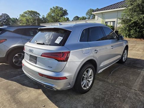 Used 2022 Audi Q5 2.0T Premium w/ Convenience Package AWD/4WD image 4