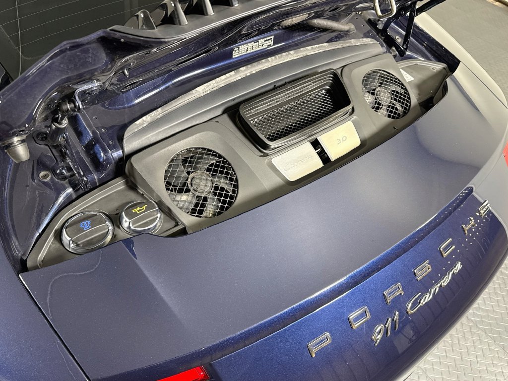 Certified 2017 Porsche 911 Carrera RWD image 29