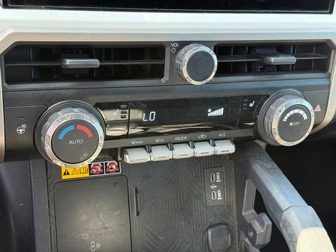 Used 2024 Toyota Tacoma TRD Off-Road w/ TRD Off Road Upgrade Package AWD/4WD image 22