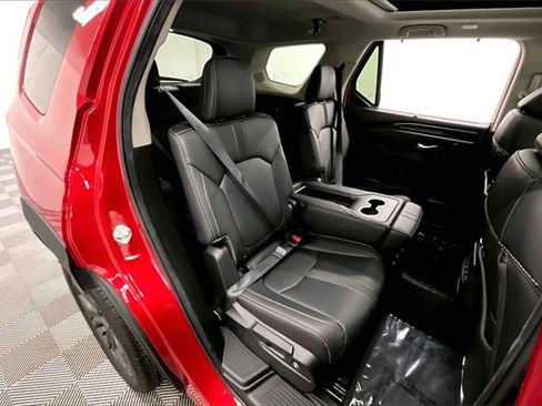 Used 2024 Honda Pilot Touring image 22
