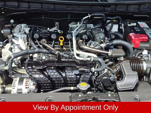 Used 2025 Nissan Altima 2.5 SV FWD image 35