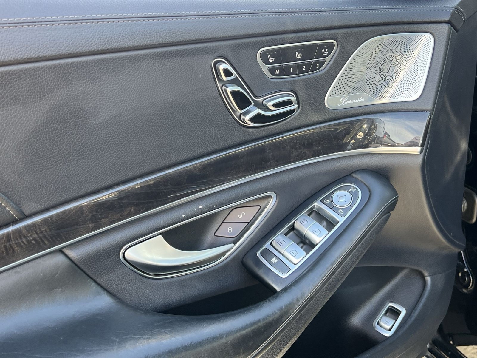 Used 2019 Mercedes-Benz S 560 4MATIC Sedan image 14