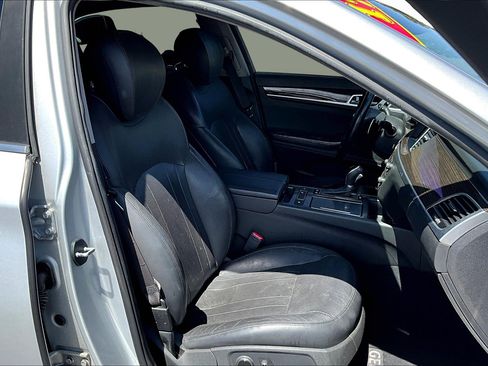 Used 2017 Genesis G80 3.8 image 7