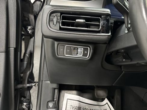Used 2023 Lincoln Aviator AWD image 18