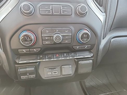 Certified 2021 Chevrolet Silverado 1500 LT w/ All Star Edition Plus AWD/4WD image 22