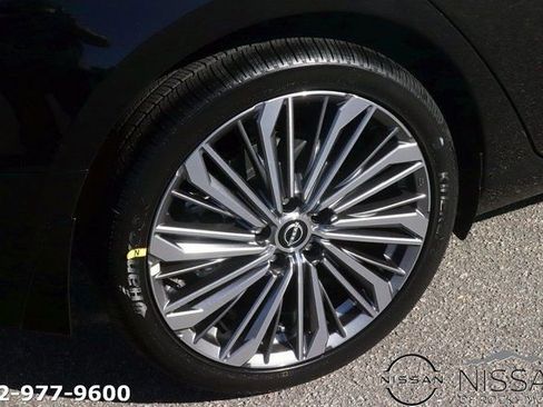 New 2025 Nissan Altima 2.5 SL image 7