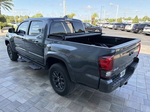 Used 2023 Toyota Tacoma SR5 w/ Technology Package AWD/4WD image 3