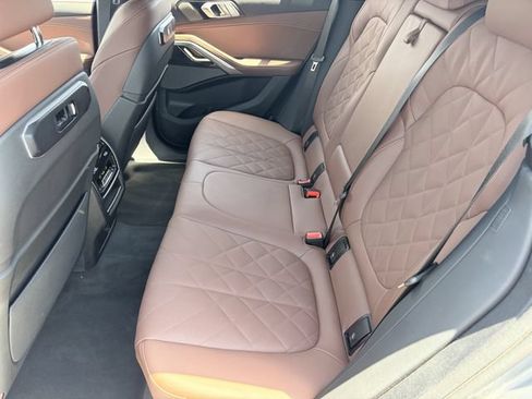 Used 2026 BMW X6 xDrive40i AWD/4WD image 18