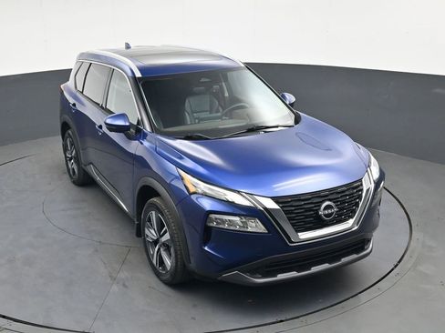 Used 2023 Nissan Rogue SL FWD image 34