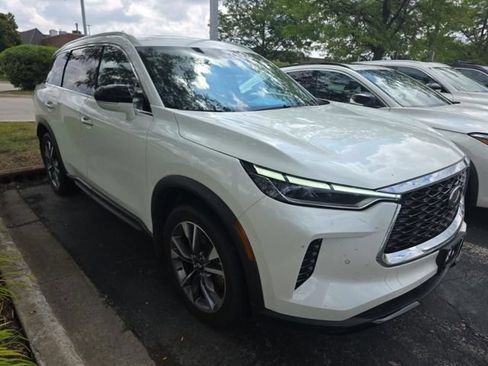 Used 2023 INFINITI QX60 Luxe w/ Vision Package AWD/4WD image 1