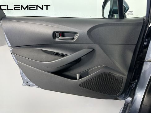 Used 2023 Toyota Corolla LE image 25
