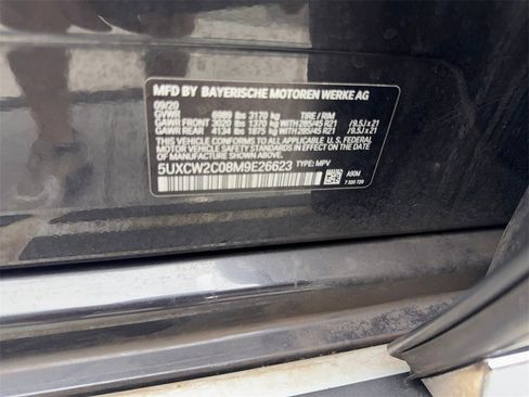 Used 2021 BMW X7 xDrive40i w/ Premium Package image 98