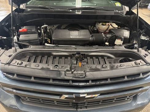 Used 2019 Chevrolet Silverado 1500 RST image 28