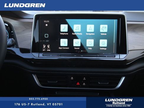 New 2026 Volkswagen Atlas SE image 3