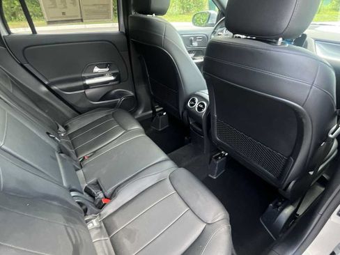 Used 2021 Mercedes-Benz GLA 250 4MATIC image 12
