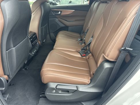 Certified 2024 Acura MDX w/ Technology Package FWD image 24