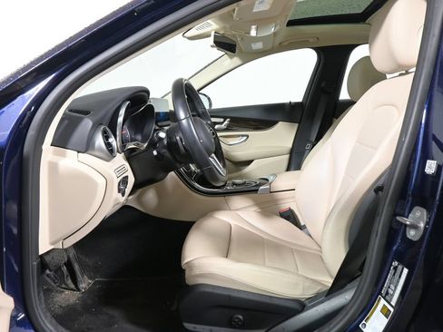Certified 2019 Mercedes-Benz C 300 4MATIC Sedan image 3