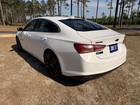 Used 2024 Chevrolet Malibu LT w/ Sport Edition image 3