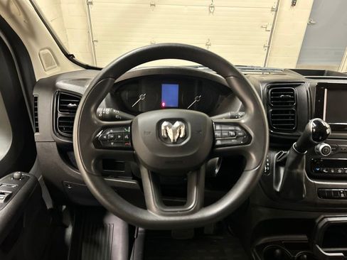 Used 2025 RAM ProMaster 2500 w/ Convenience Group FWD image 13