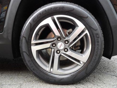 Used 2019 GMC Terrain SLT w/ Infotainment Package II image 6