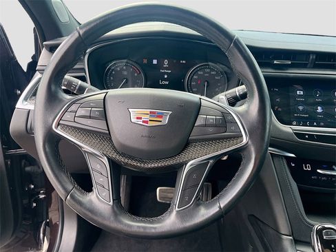 Used 2021 Cadillac XT5 Sportv image 11