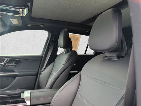 Certified 2026 Mercedes-Benz GLC 300 4MATIC image 15