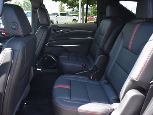 New 2026 Chevrolet Traverse RS w/ LPO, Floor Liner Package FWD image 16