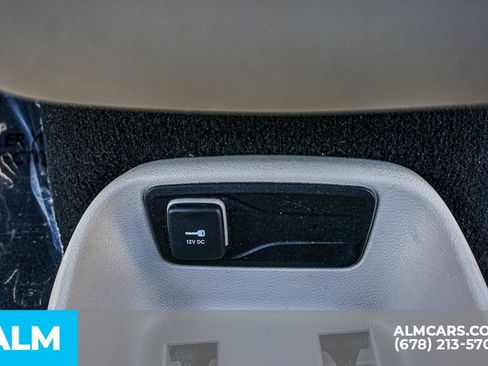 Used 2023 Chrysler Voyager LX FWD image 48