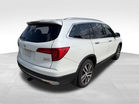 Used 2017 Honda Pilot Elite image 5