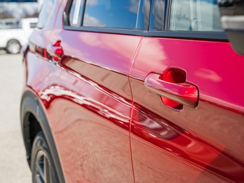 New 2026 Ford Explorer ST-Line w/ ST-Line Street Pack image 19