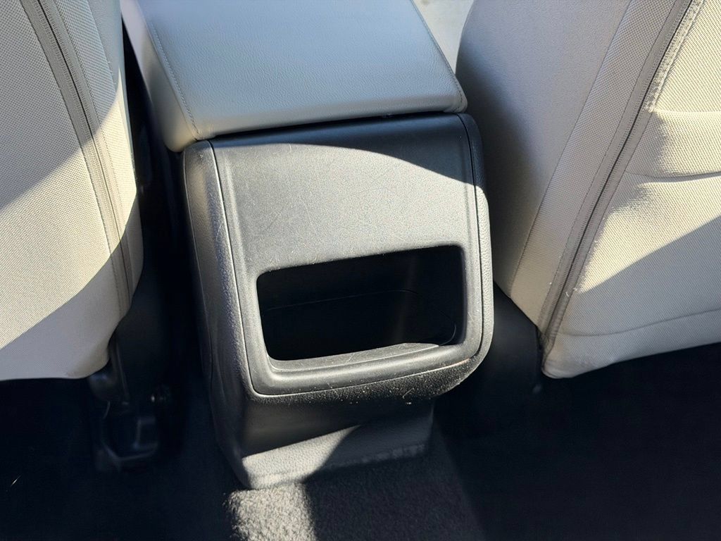 Used 2018 Honda Accord LX image 18