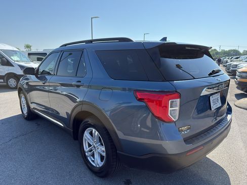 Used 2020 Ford Explorer XLT RWD image 7