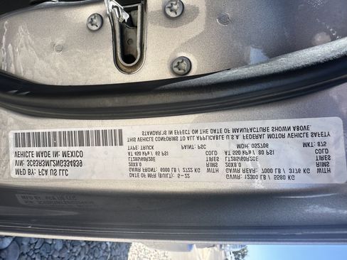Used 2022 RAM 3500 Laramie AWD/4WD image 12