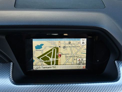 Used 2014 Mercedes-Benz GLK 350 4MATIC image 48