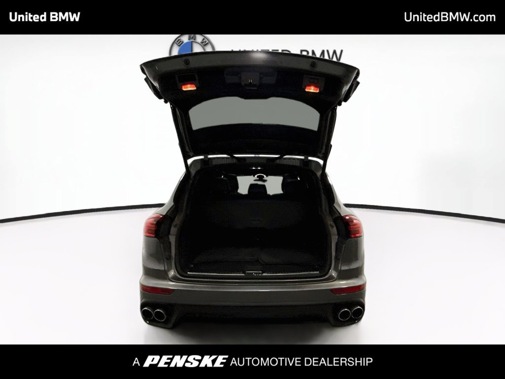 Used 2018 Porsche Cayenne S AWD/4WD image 21