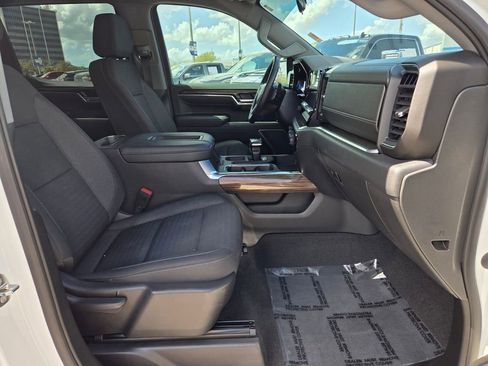 Used 2022 Chevrolet Silverado 1500 LT Trail Boss w/ Protection Package image 16