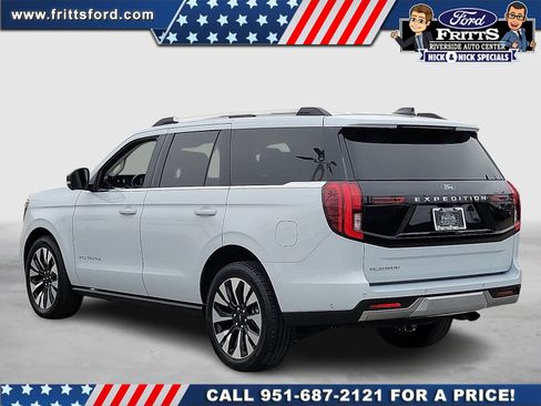 Certified 2025 Ford Expedition Platinum w/ Driver's Package AWD/4WD image 3