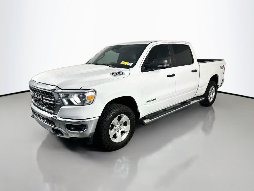 Used 2023 RAM 1500 Big Horn AWD/4WD image 3
