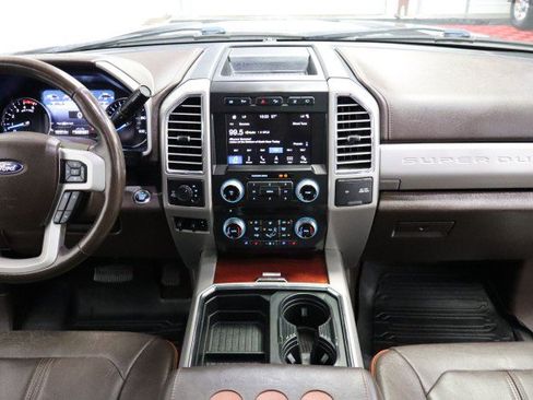 Used 2017 Ford F250 King Ranch w/ King Ranch Ultimate Package AWD/4WD image 7