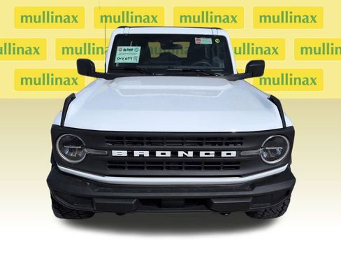 New 2025 Ford Bronco Base image 13