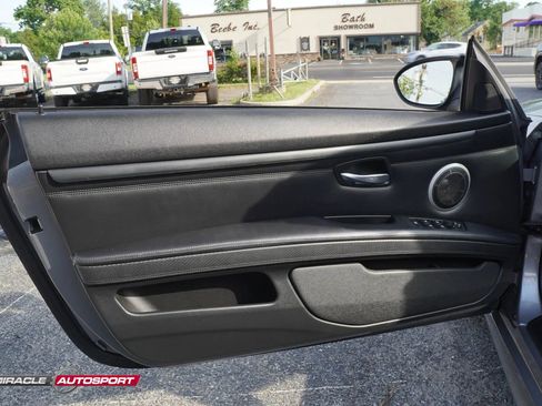 Used 2009 BMW M3 Convertible RWD image 16