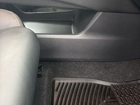 Used 2023 Nissan Rogue SL w/ SL Premium Package image 36