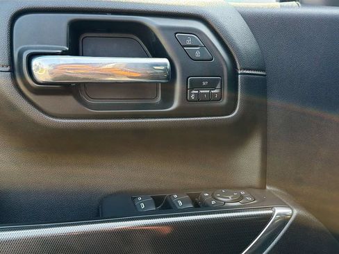 Used 2021 GMC Sierra 1500 AT4 w/ AT4 Preferred Package AWD/4WD image 18