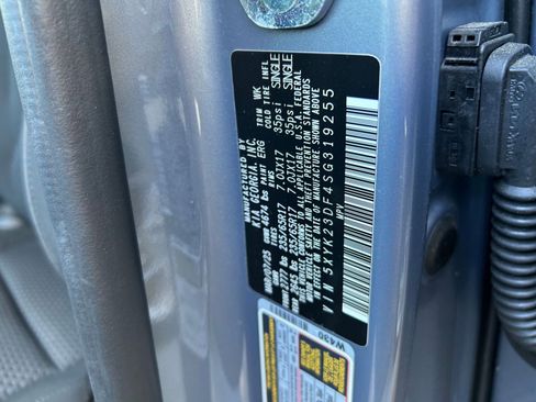 Used 2025 Kia Sportage LX image 11