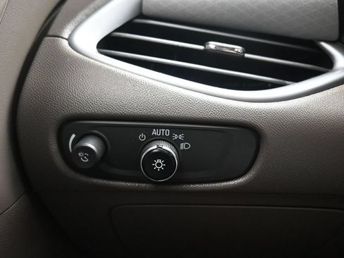 Used 2022 Chevrolet Malibu LT FWD image 24